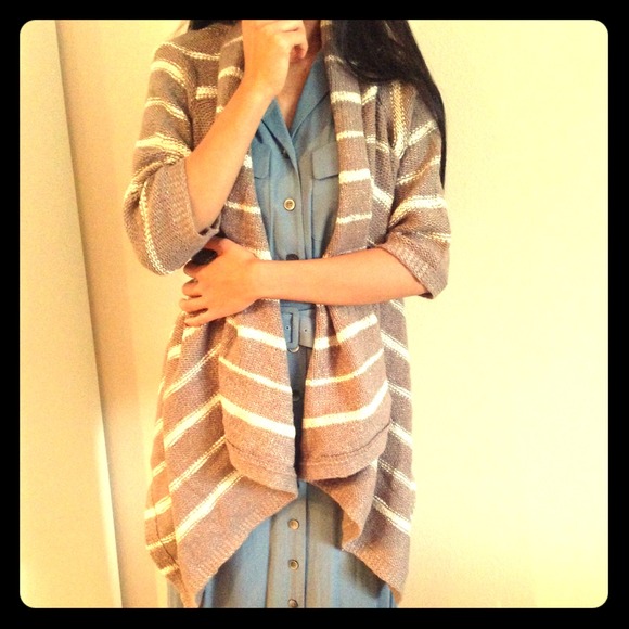 Sweaters - Beautiful tan hi low wrap sweater