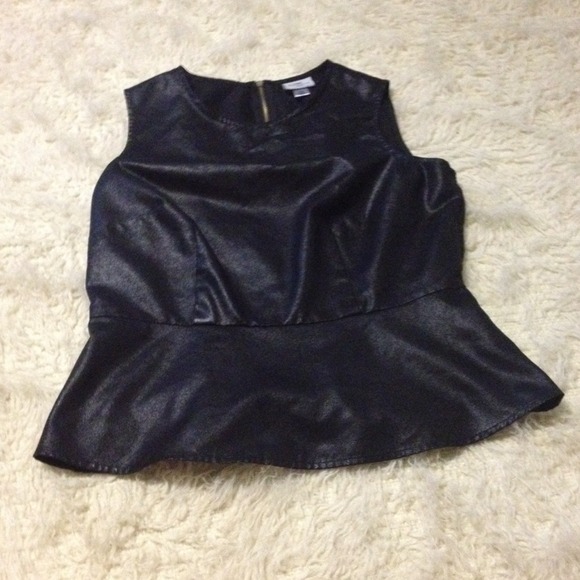 Perplum Top - Picture 2 of 4