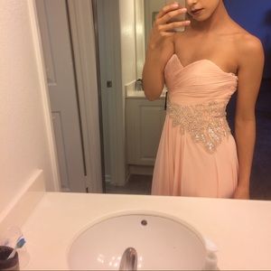 Beautiful pink (peach) prom dress