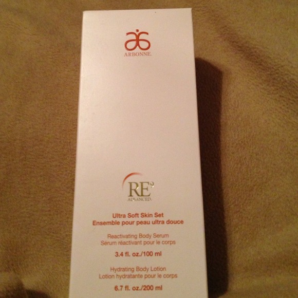 Arbonne RE9 Ultra Soft Skin Set. Brand new.