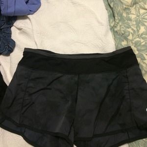 Lululemon  turbo run short
