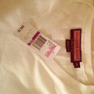 Vineyard Vines sweatervest