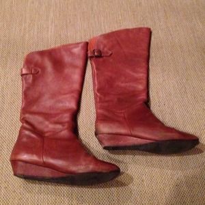 Iriss Cognac Wedge Boots