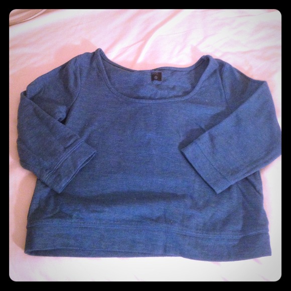 3/4 sleeve cropped top