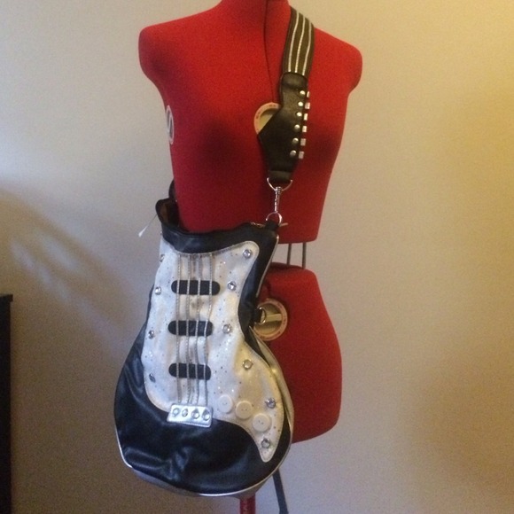 Guitar purse bag for @babsdelite