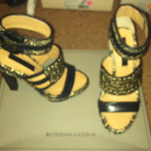Bcbgmaxazria Sandals Brand new
