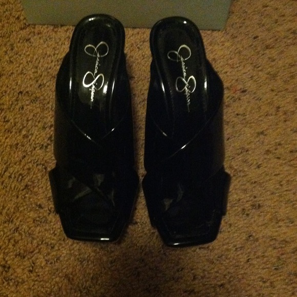 Jessica Simpson - Picture 2 of 4