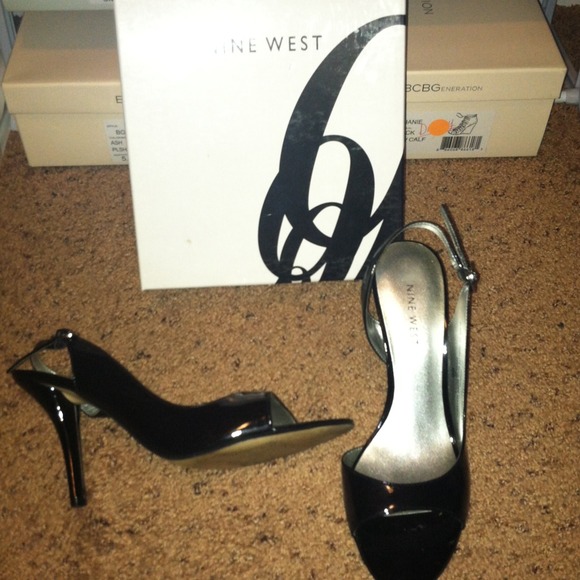 Nine West sandal