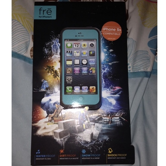 ✨ON HOLD ✨NIB IPHONE 5 LIFEPROOF CASE