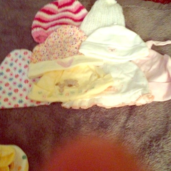 Solddd Baby girl hats!🎀