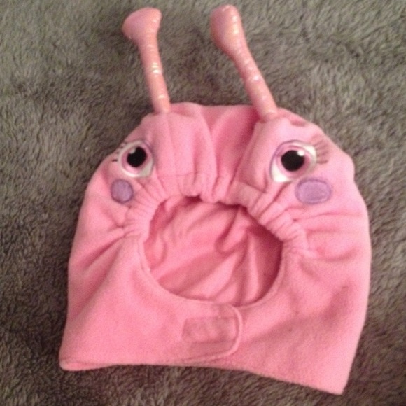 Baby girl bug hat! Soo cute!