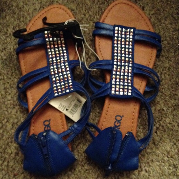 Blue sandals with some bling!