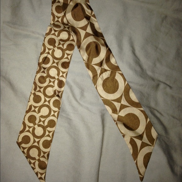 SOLD IN BUNDLE Coach scarf