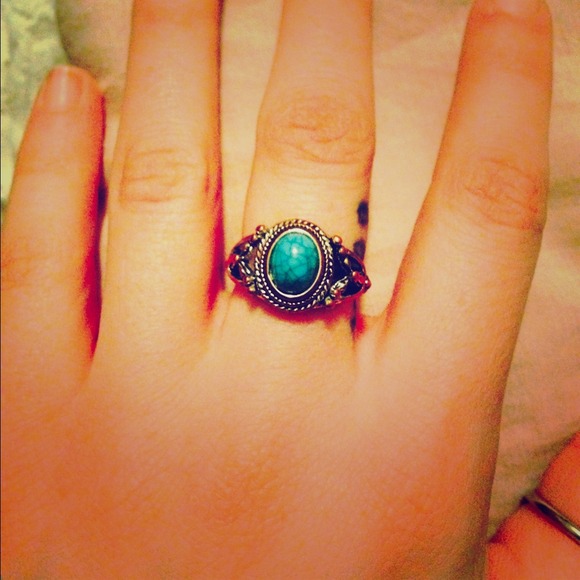 Antique turquoise fashion ring.