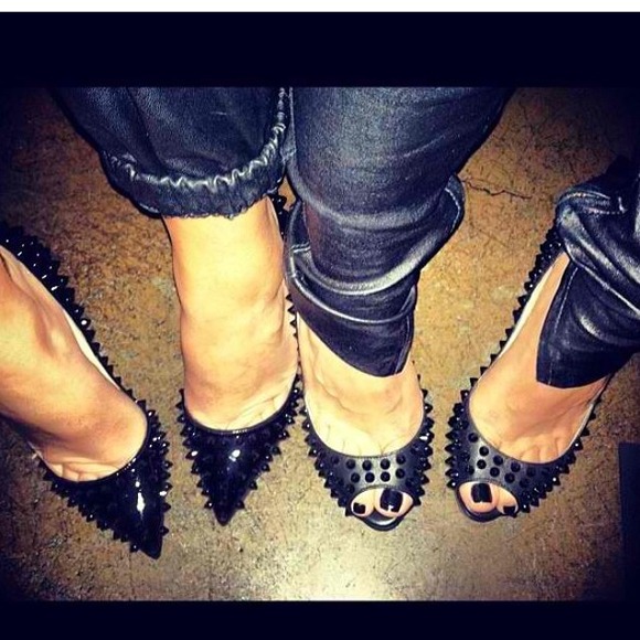 Meet your Posh Ambassador, seller, buyer & trader! - Picture 2 of 8