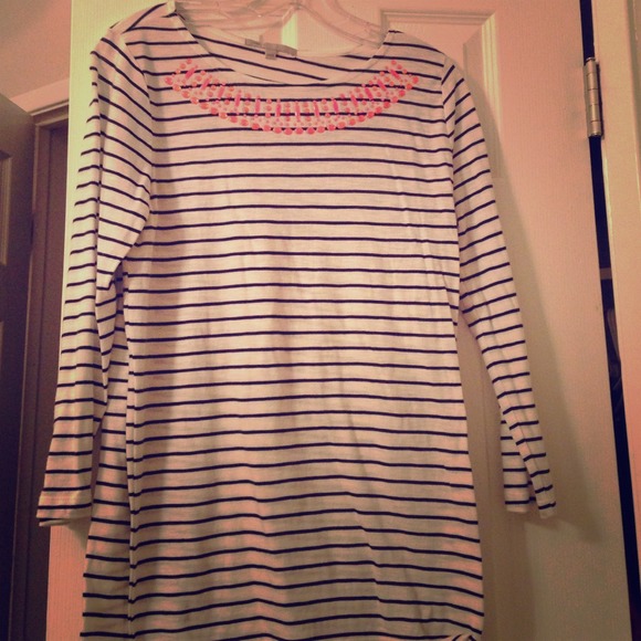 SOLD IN BUNDLE!!! Gap 3/4 length sleeve top