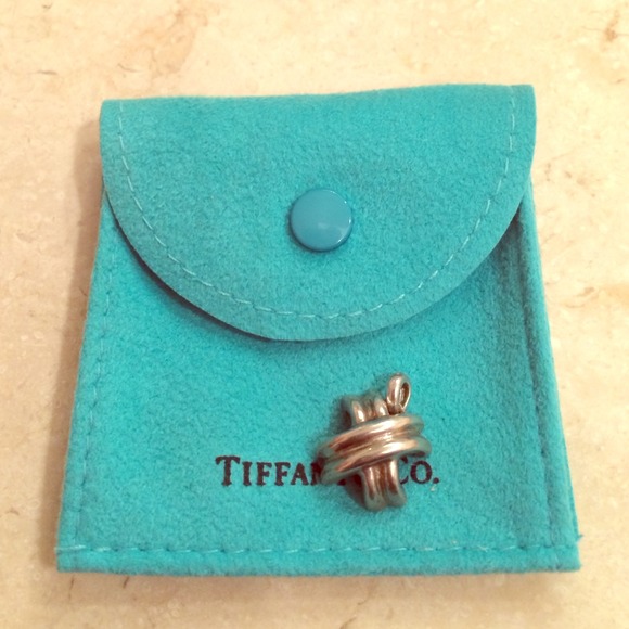 Bundled!! Tiffany & Co. X pendant