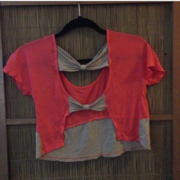 Bow back crop top