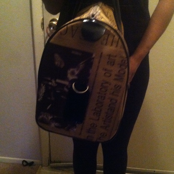 Handbag - Picture 3 of 3