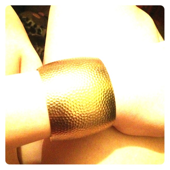 Metal Bangle