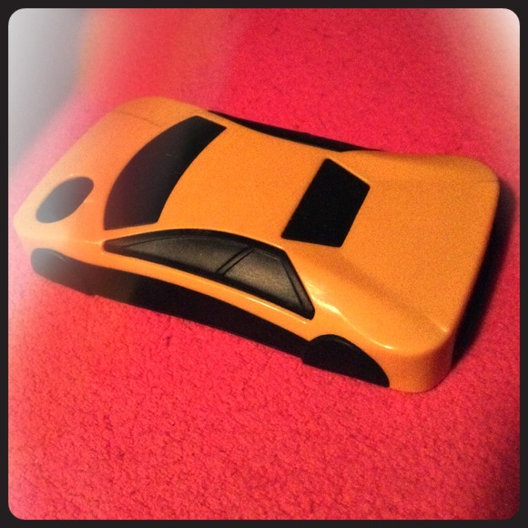 Yellow Camaro iPhone 4/4s case