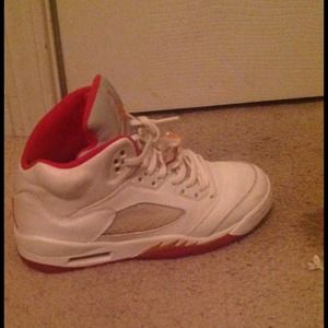 2005 Sunset retro 5 Jordan's