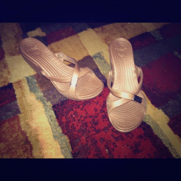 Light Brown Croc Heels!