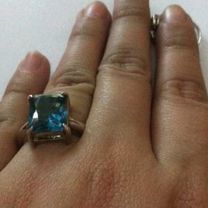 Blue ring stone, gorgeous