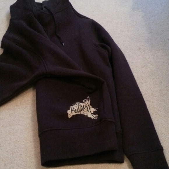 Red sand comfy Hoodie - Picture 2 of 3