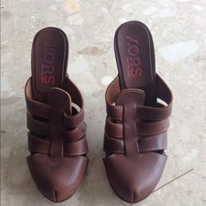 Michael Kors Clogs!!💗