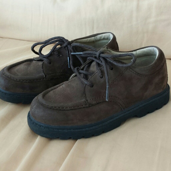 Boys brown suede shoes
