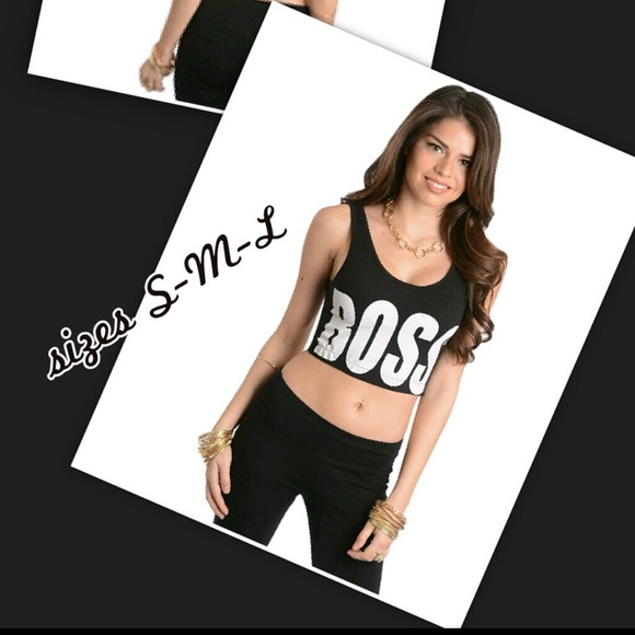 Black crop top shirt