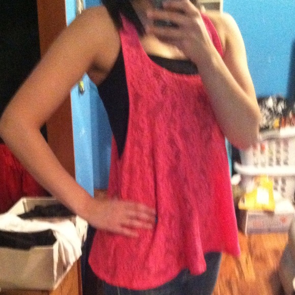 Hot pink lace flowy tank top
