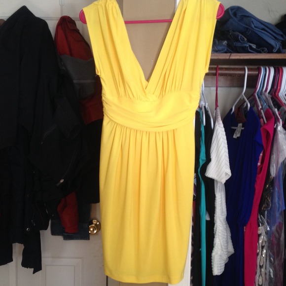 summer yellow dress!