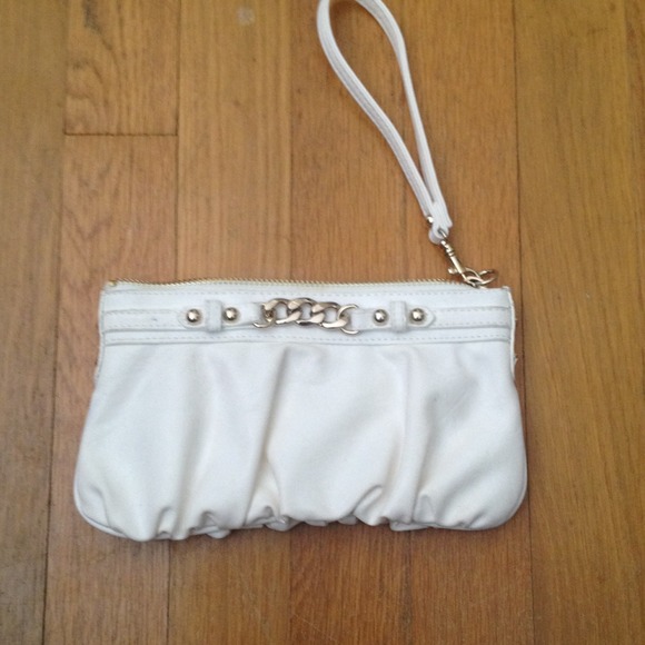 express leather wristlet