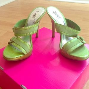 REDUCED! 🎉Lime Green Heels!