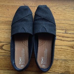 Black Toms