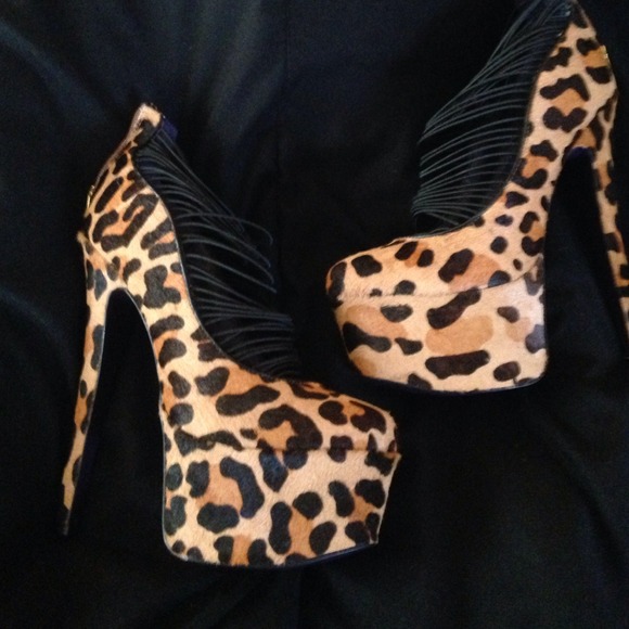 London trash leopard pumps - Picture 1 of 1