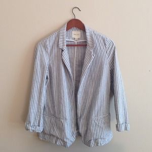 UO Striped blazer 🐅