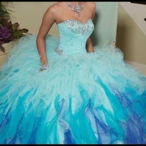 GORGEOUS Prom Dress