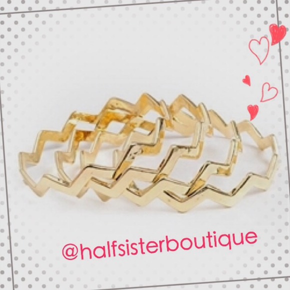 Gold Chevron bangles - Picture 4 of 4