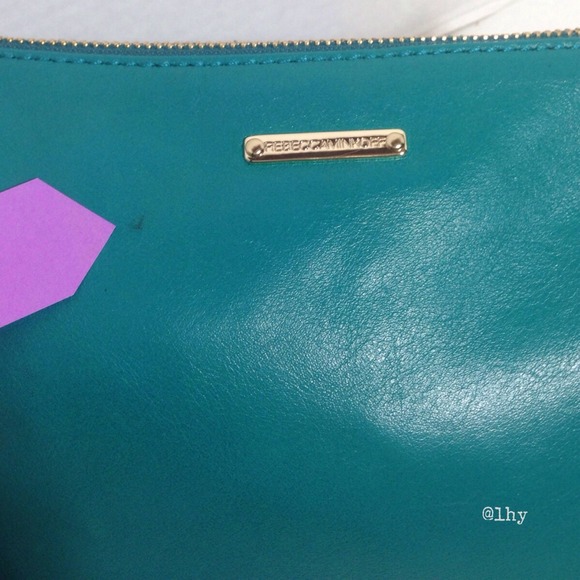 ❌SOLD❌Rebecca Minkoff 5-Zip Mini MAC - Azure - Picture 4 of 4