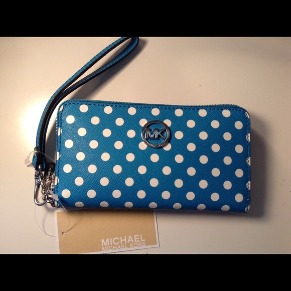 Michael Kors wristlet