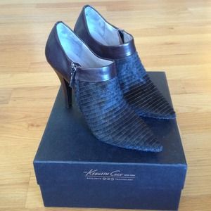 ❗REDUCED❗Kenneth Cole ankle booties size 8 1/2