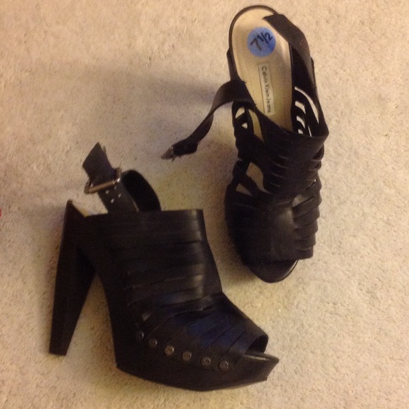SOLD Brand new Calvin Klein scrappy heels 7.5