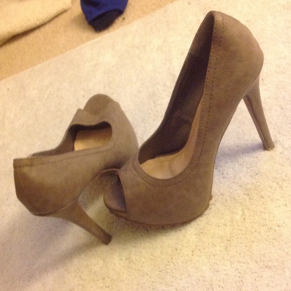 Never wore only tried on in house khaki  heels