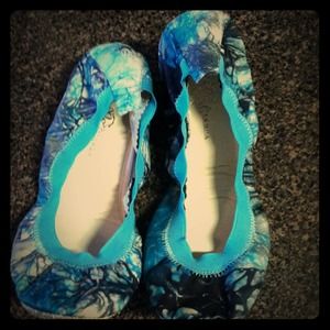 Yosi Samra fold up ballet flats