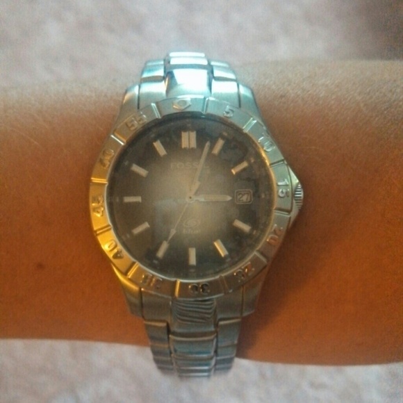 Men's Fossil Watch - Picture 3 of 3