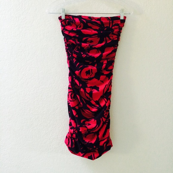 PINK HAWAIIAN FLORAL DRESS