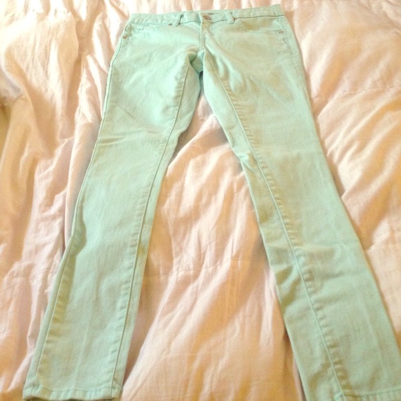 Mint or Lavender Skinny Jeans - size 2 - Picture 1 of 3